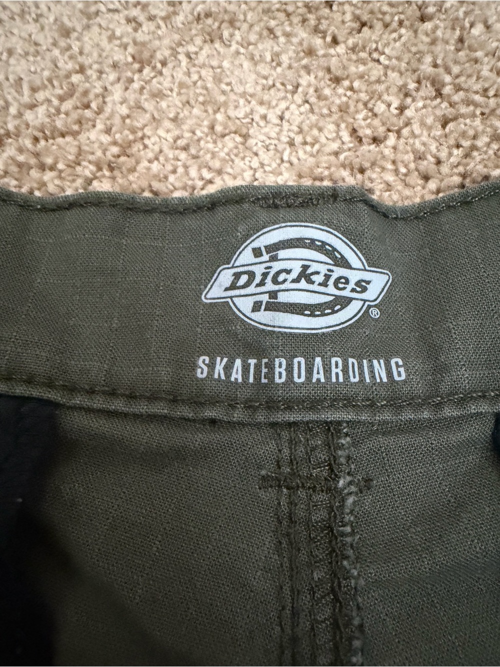 Dickies Skateboarding Mens 33 Olive Green Ripstop Cargo Shorts Flex Stretch - Picture 8 of 12